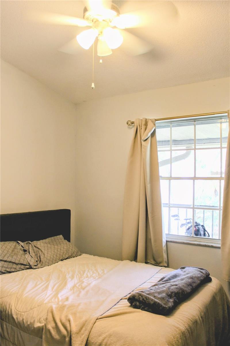 Image 18 of 22 For 11808 Skylake Place D