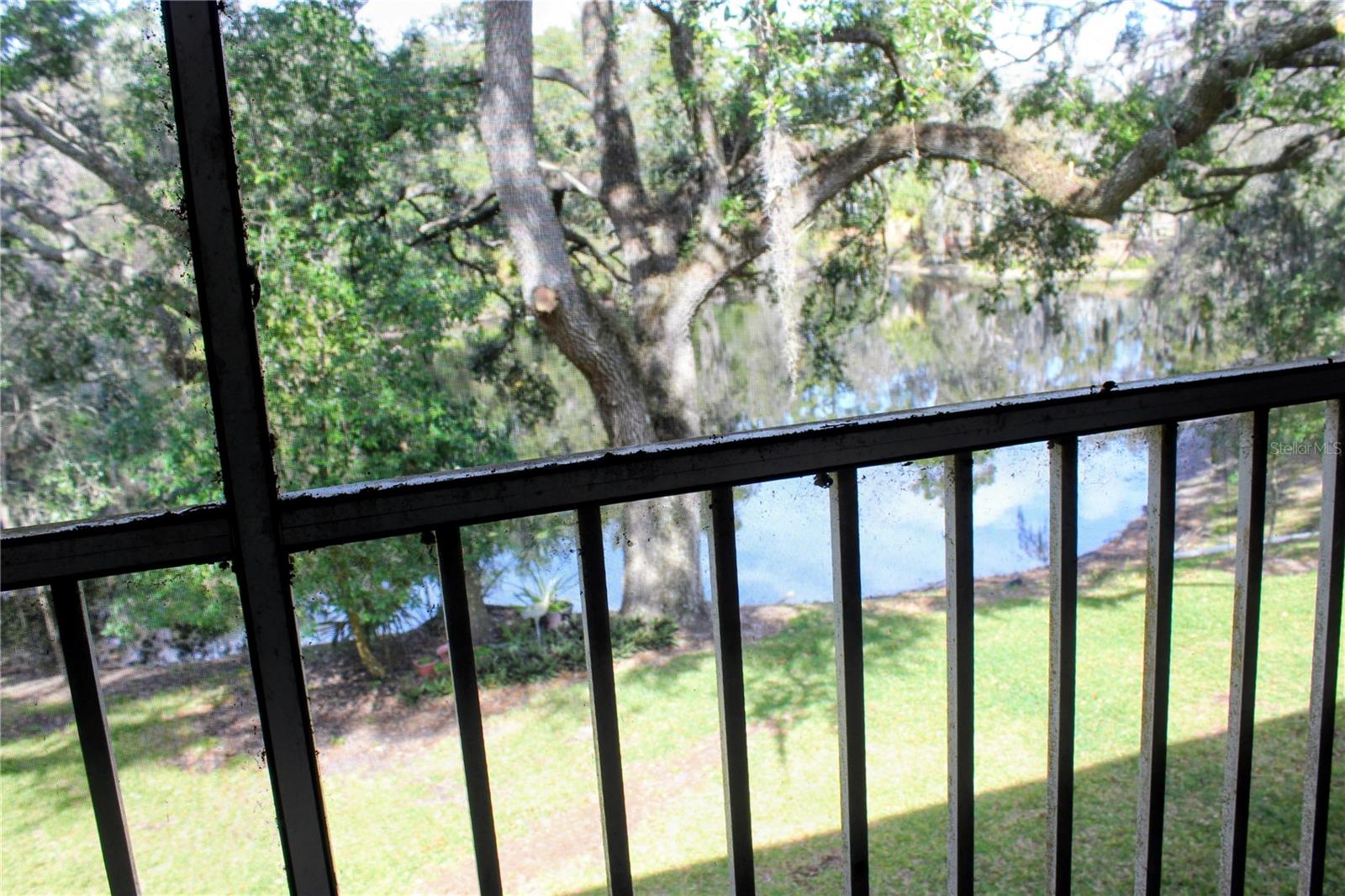 Image 21 of 22 For 11808 Skylake Place D