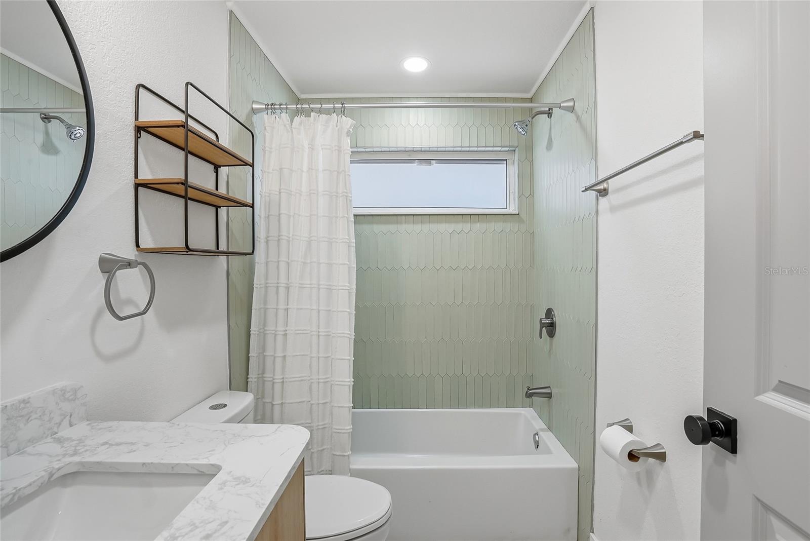 Image 25 of 43 For 720 43rd Avenue N