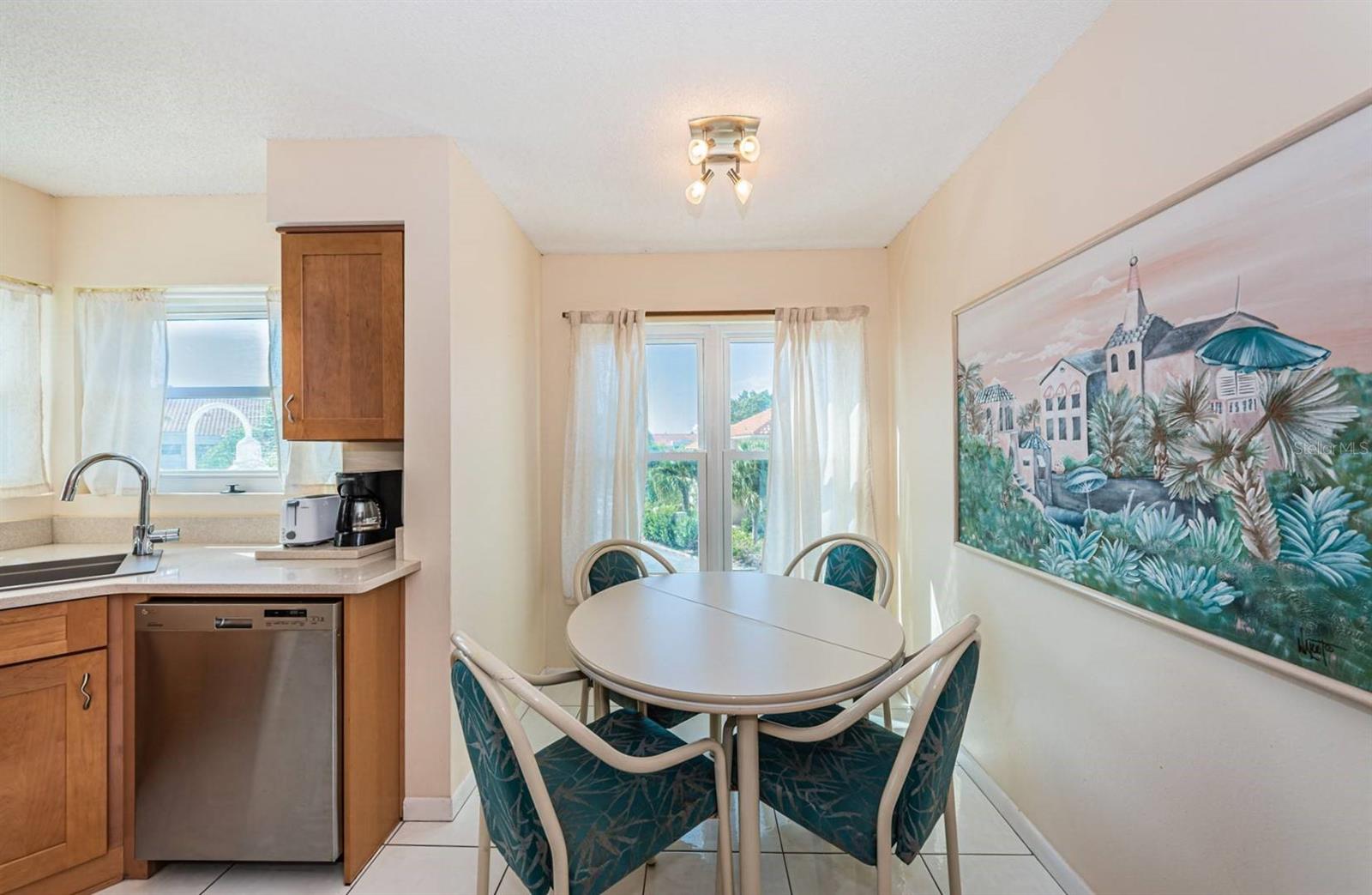 Image 7 of 27 For 6151 Bahia Del Mar Boulevard 226