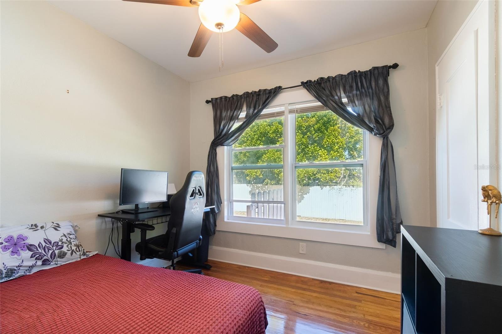 Image 20 of 36 For 5020 16th Street N