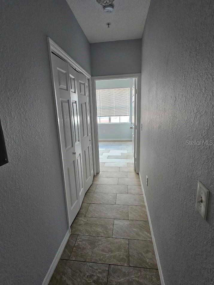 Image 18 of 25 For 18001 Richmond Place Drive 716