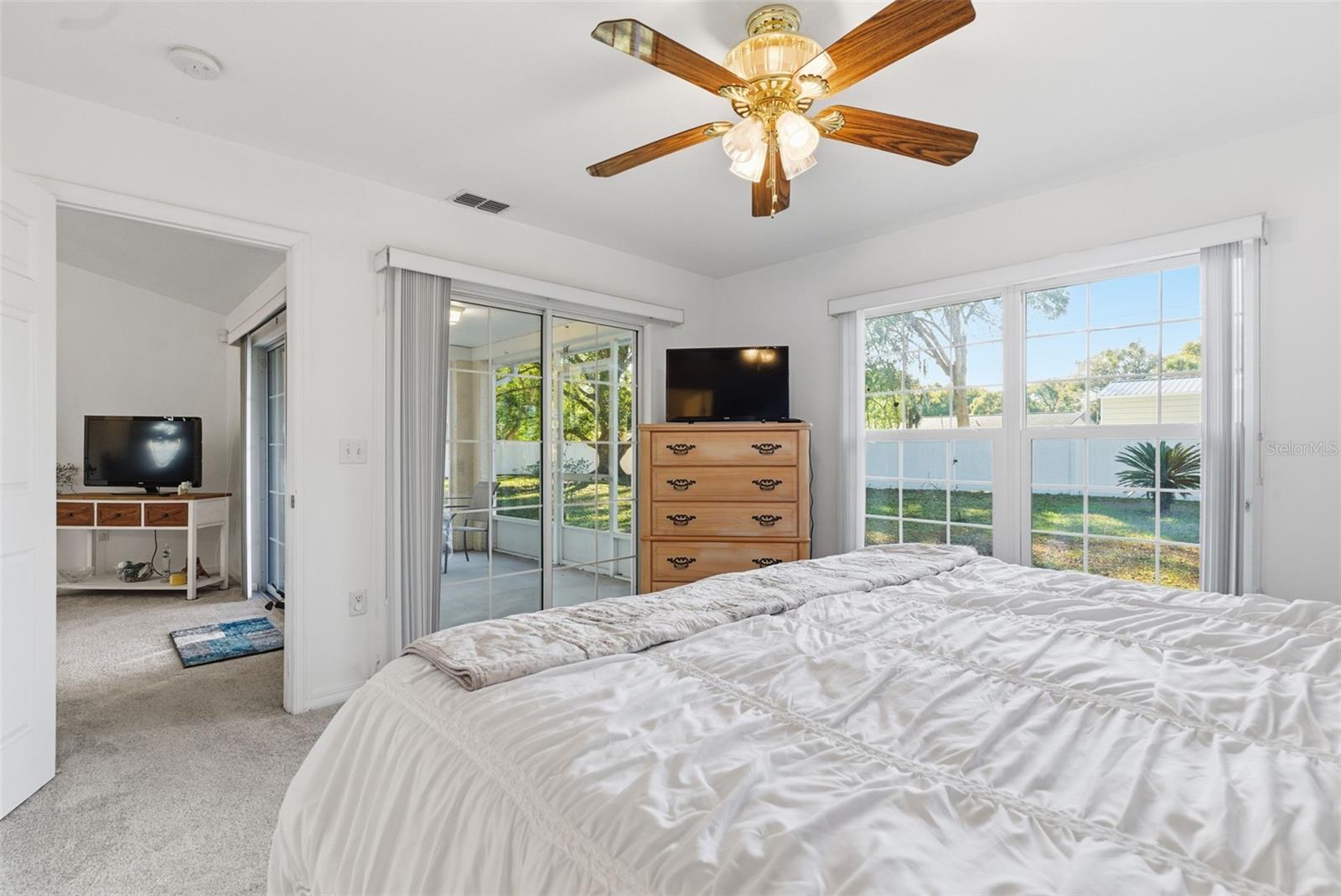 Image 13 of 26 For 5731 17th Street