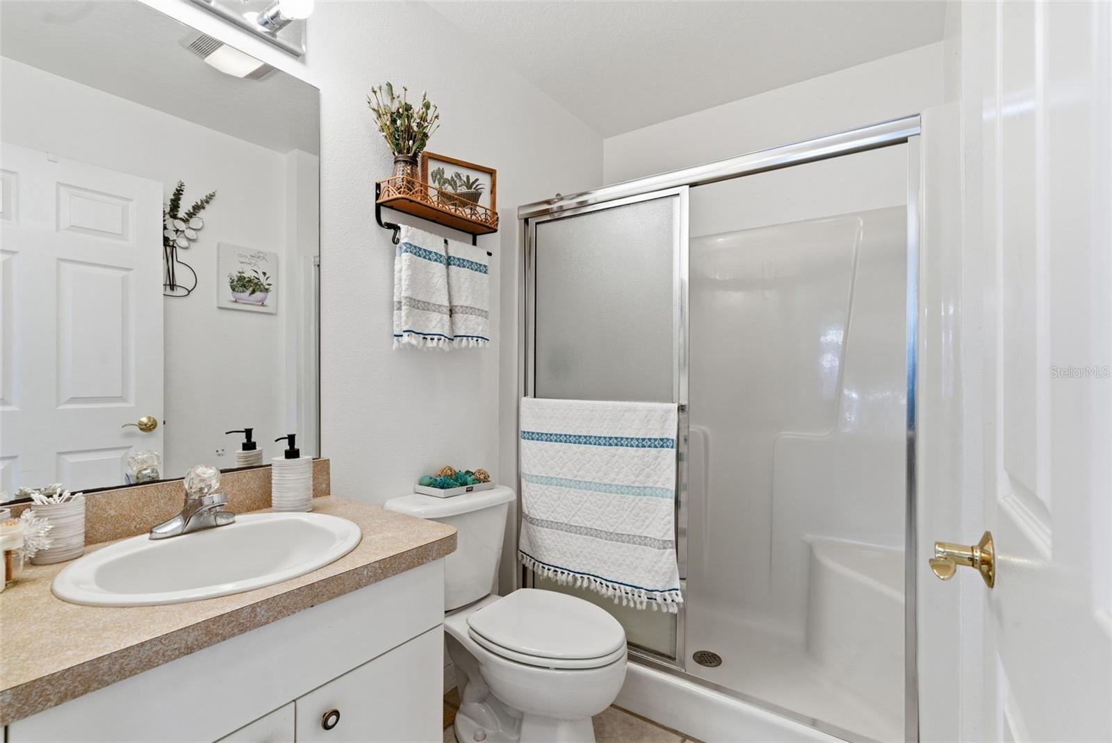 Image 17 of 26 For 5731 17th Street