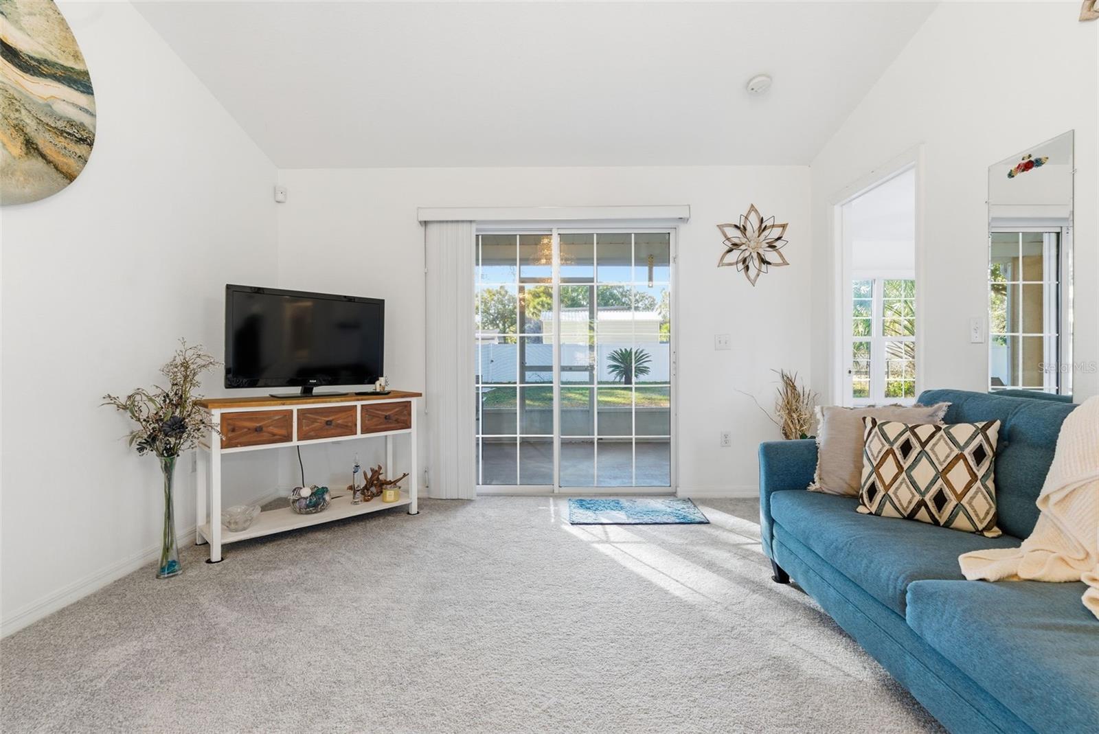 Image 8 of 26 For 5731 17th Street