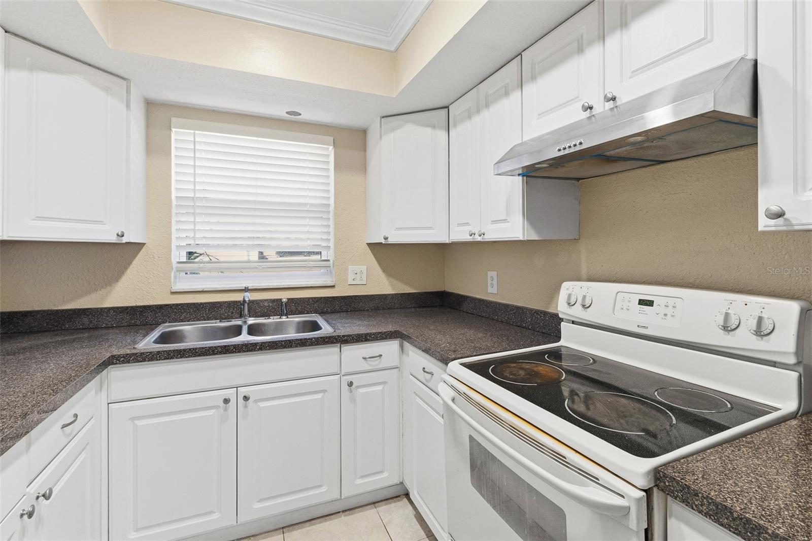 Image 9 of 24 For 6098 22nd Avenue N