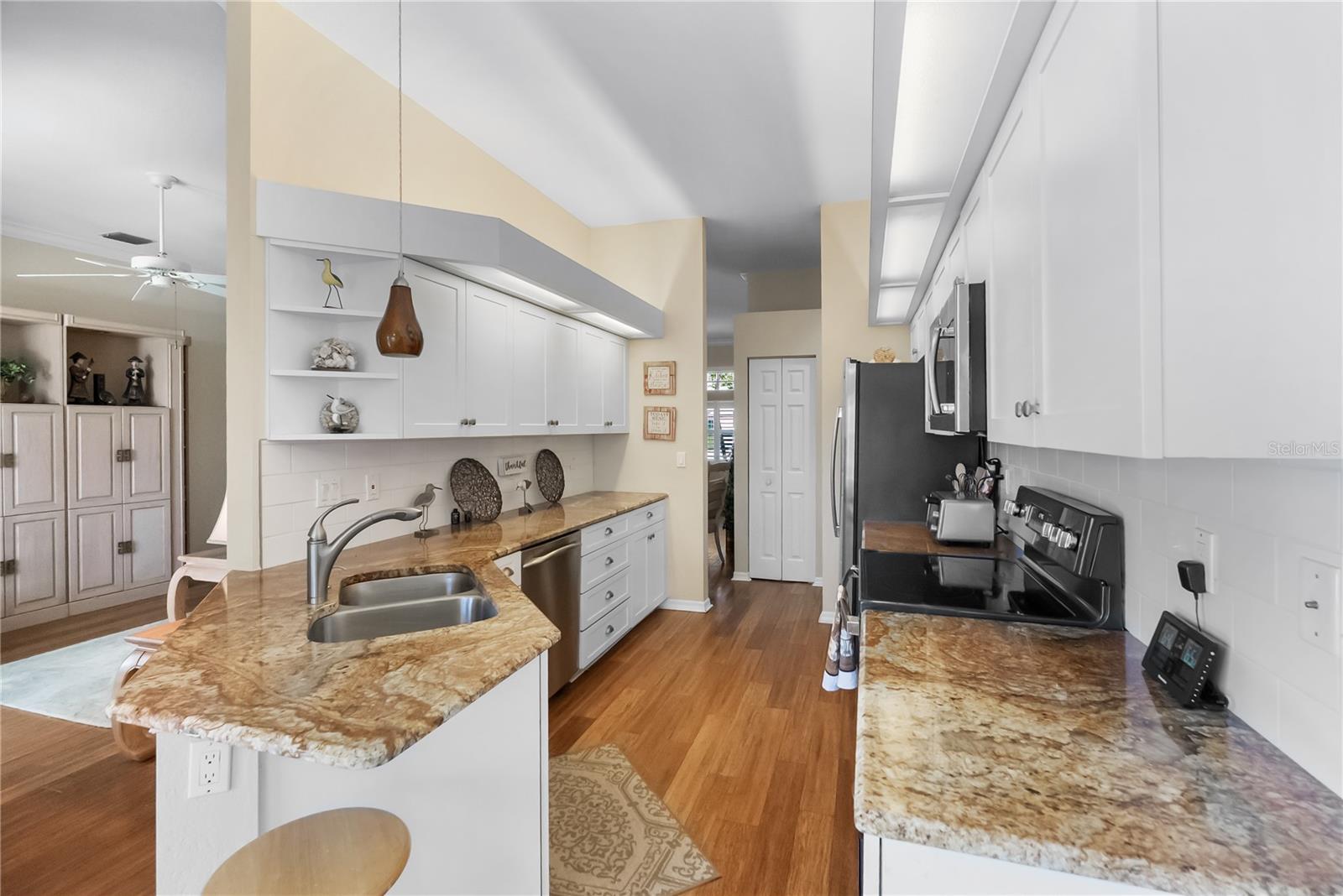 Image 11 of 30 For 6955 Stetson Street Circle