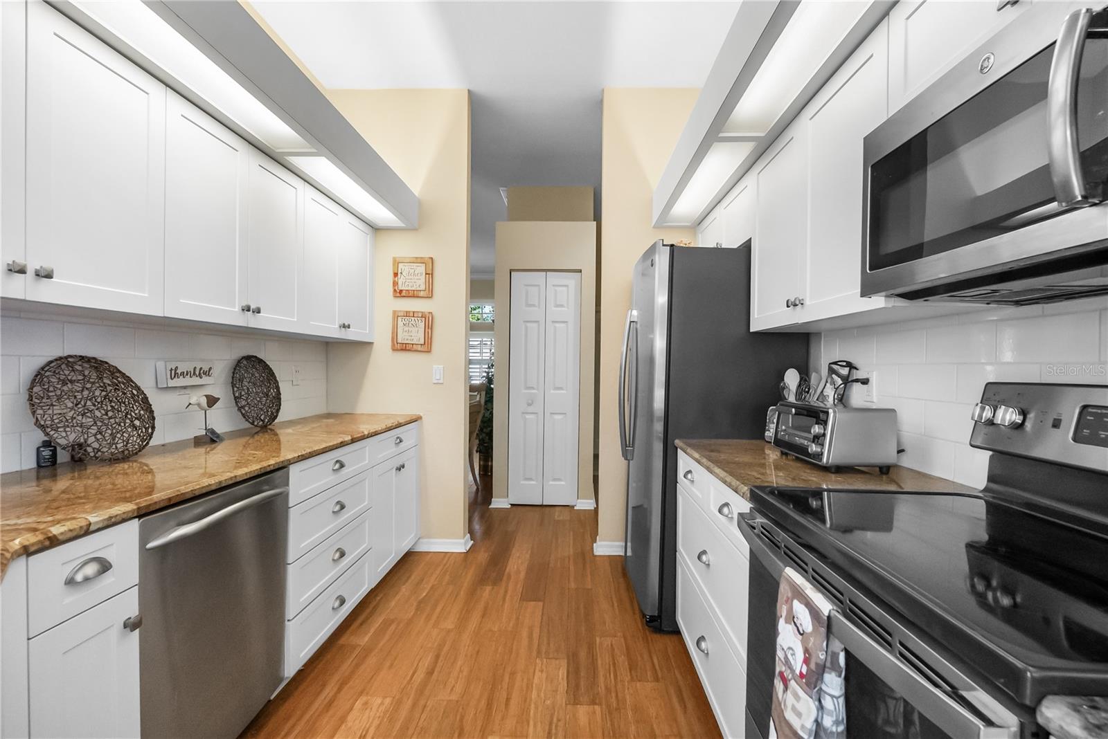 Image 9 of 30 For 6955 Stetson Street Circle