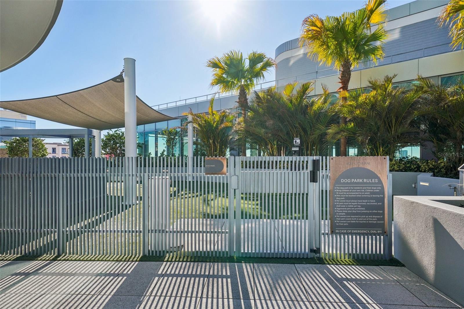 Listing photo id 37 for 400 Central Avenue 1601