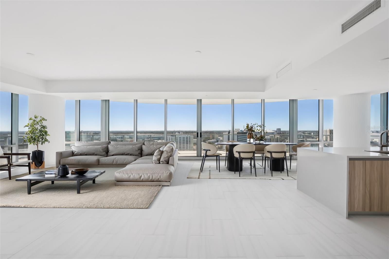 Listing photo id 2 for 400 Central Avenue 1601