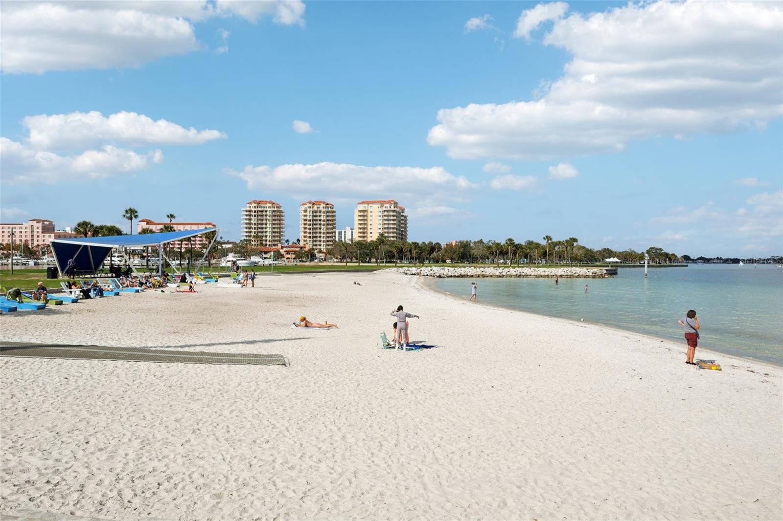 Listing photo id 55 for 400 Central Avenue 1601