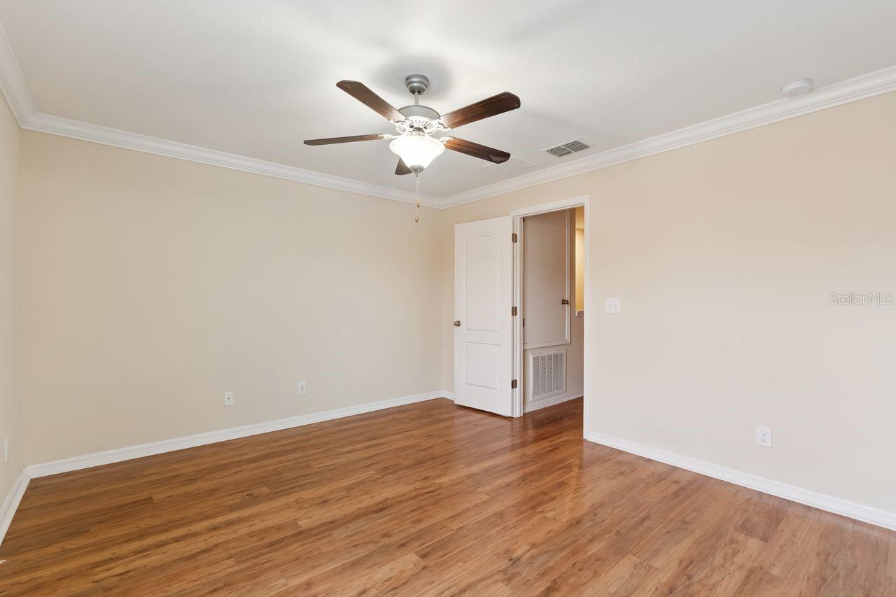 Image 22 of 36 For 6404 Torrington Circle