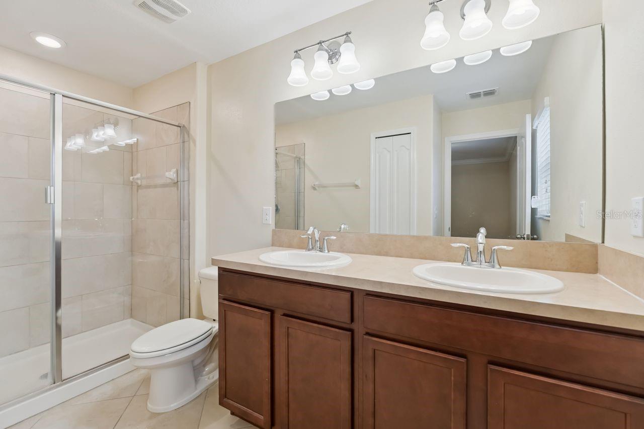 Image 26 of 36 For 6404 Torrington Circle