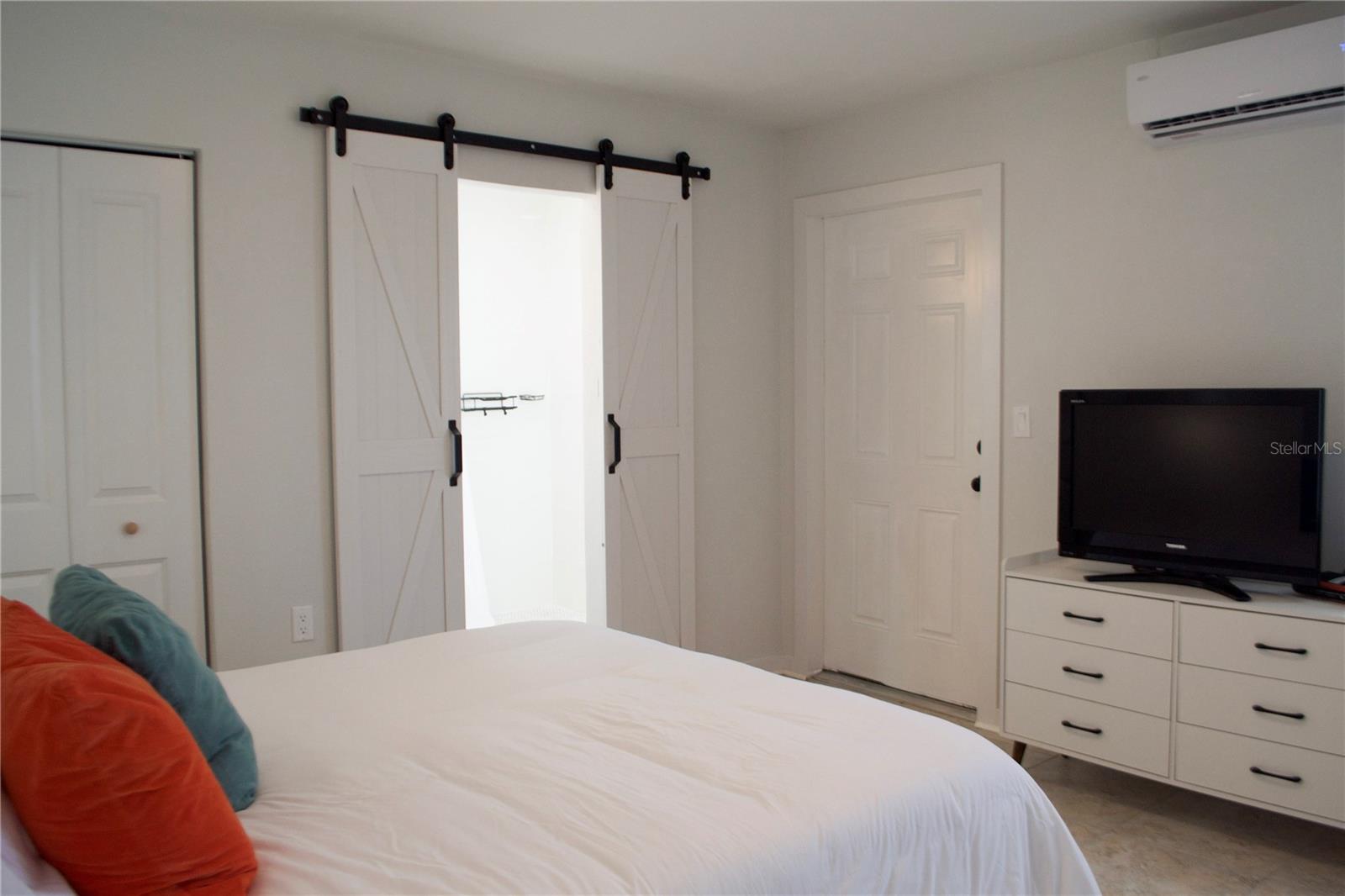 Image 17 of 30 For 316 Country Club Drive