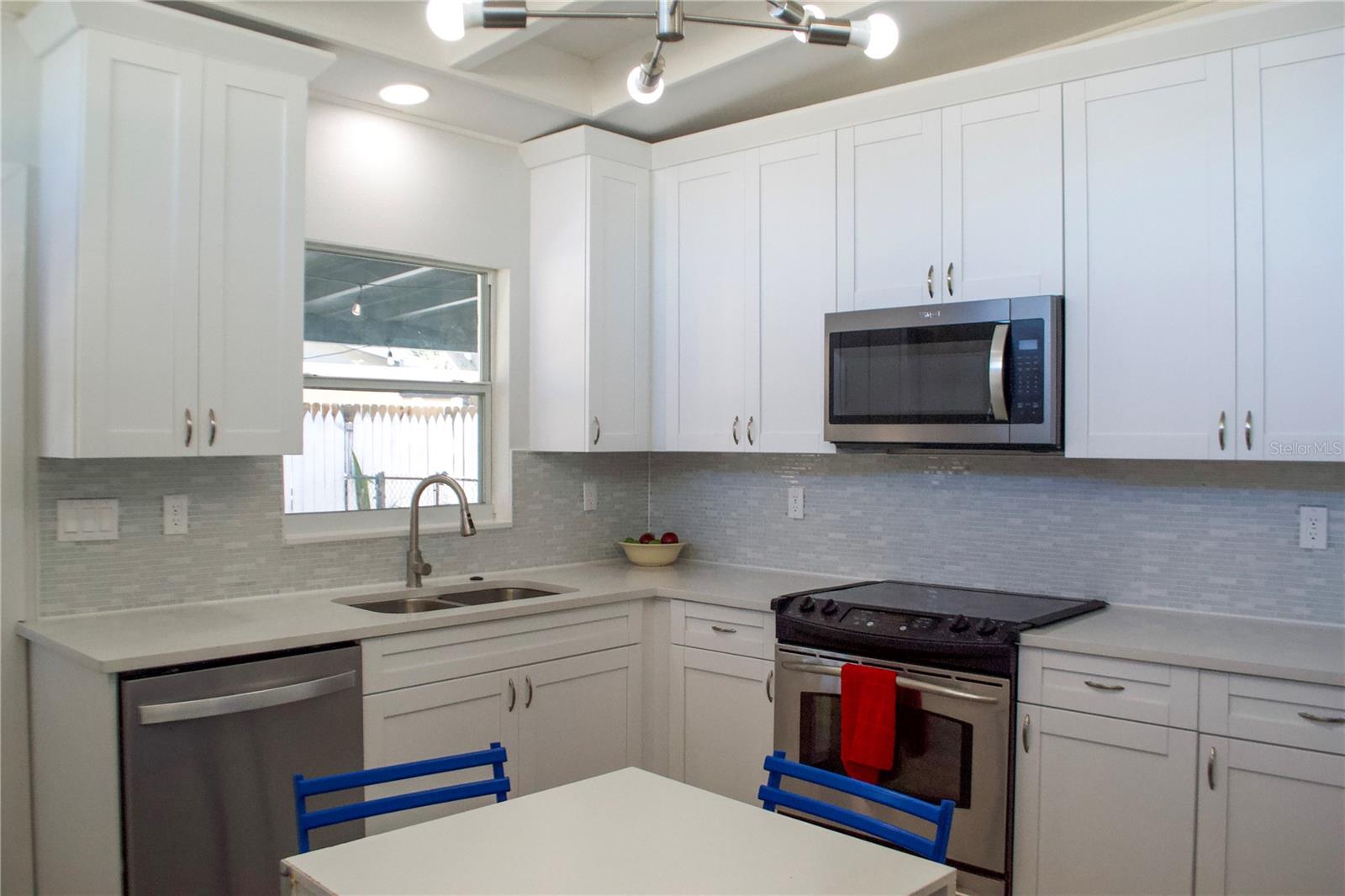 Image 9 of 30 For 316 Country Club Drive