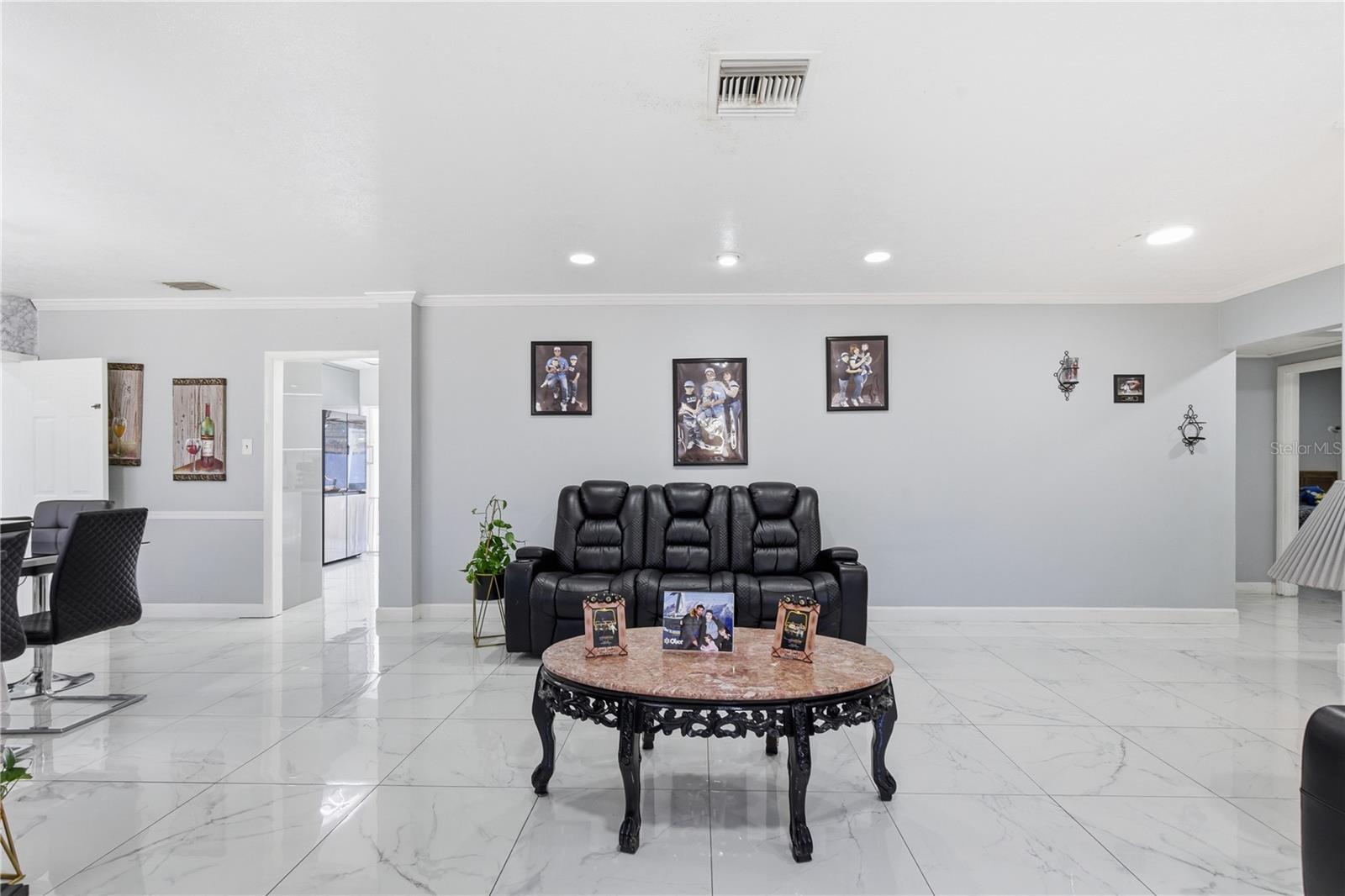 Image 11 of 84 For 1506 Oregon Circle