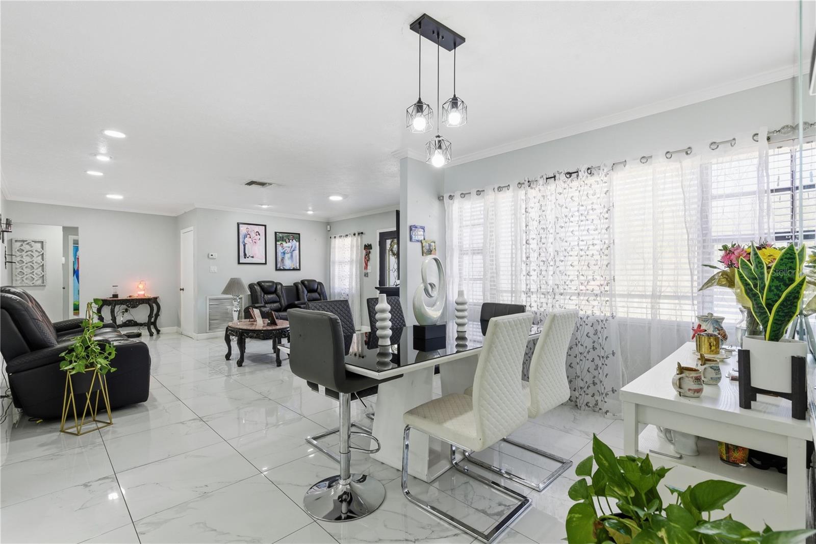 Image 18 of 84 For 1506 Oregon Circle