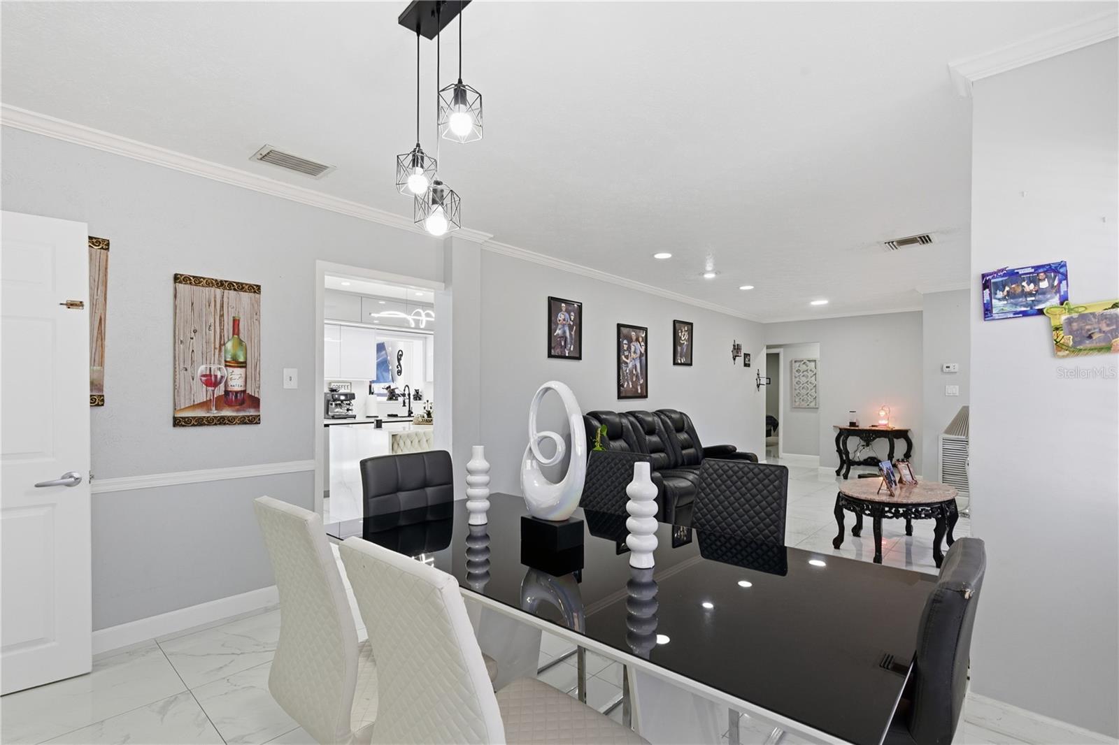 Image 19 of 84 For 1506 Oregon Circle