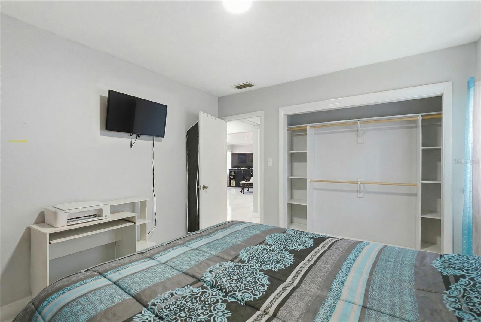 Image 28 of 84 For 1506 Oregon Circle