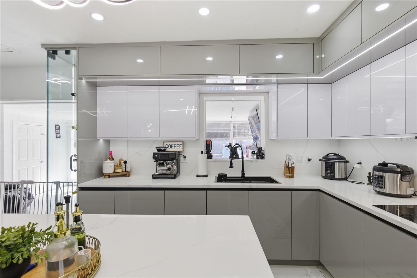 Image 42 of 84 For 1506 Oregon Circle