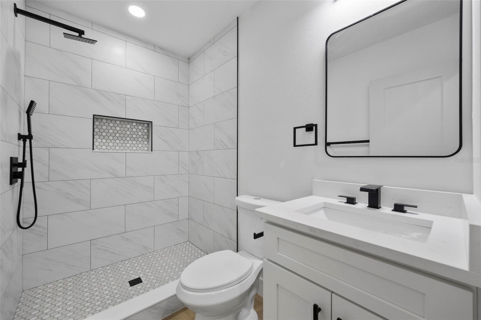 Image 16 of 40 For 4012 Central Avenue