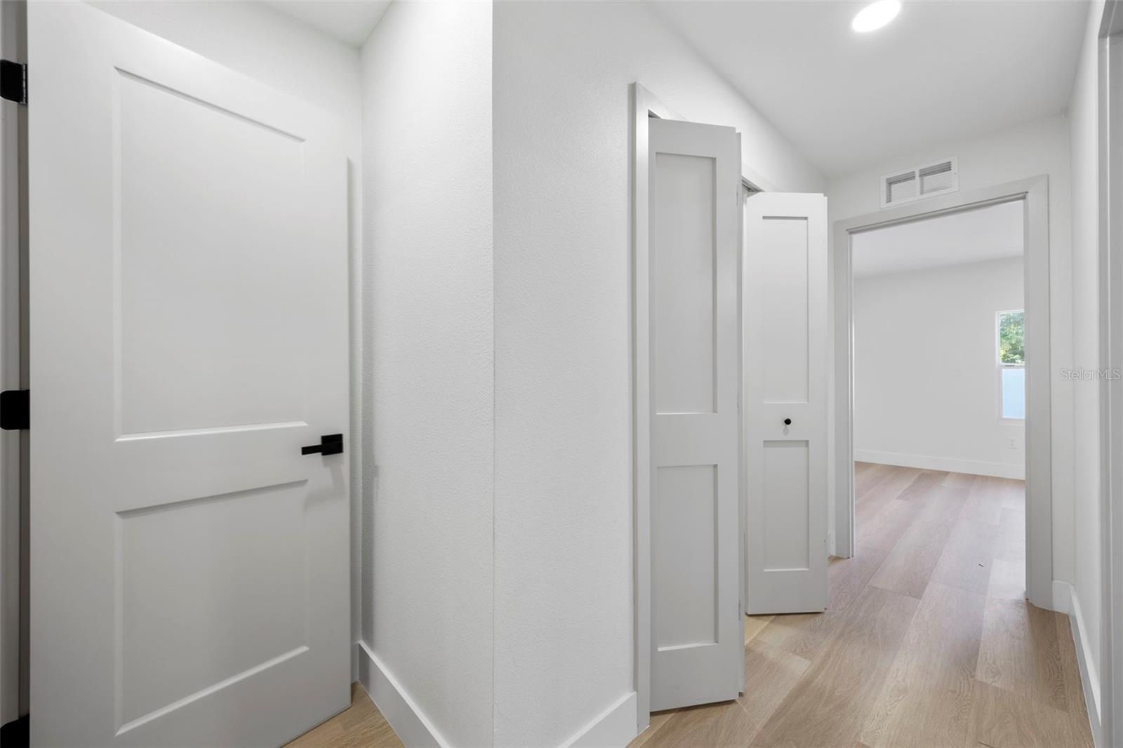 Image 25 of 40 For 4012 Central Avenue