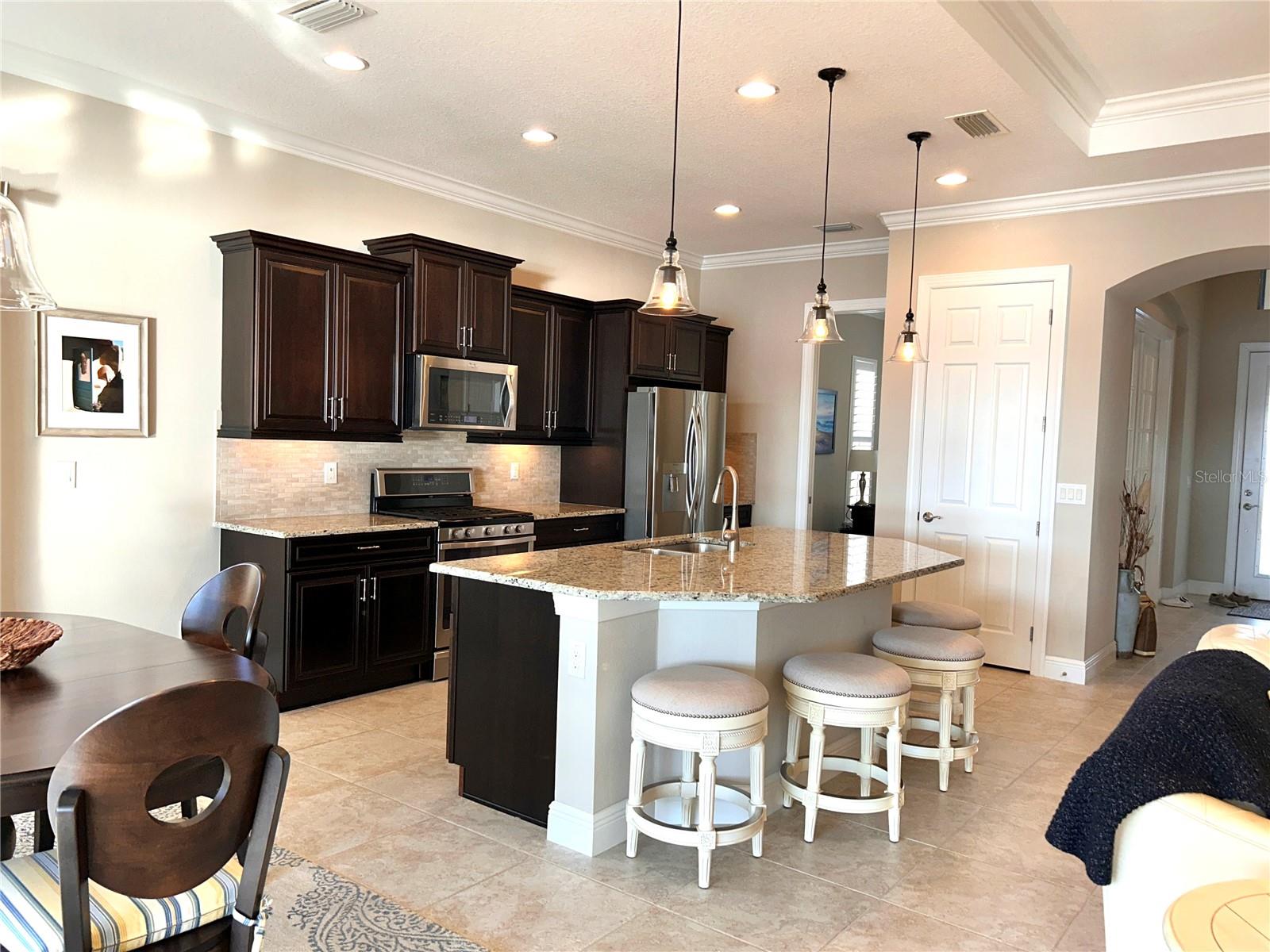 Image 12 of 67 For 1022 Overlook Court