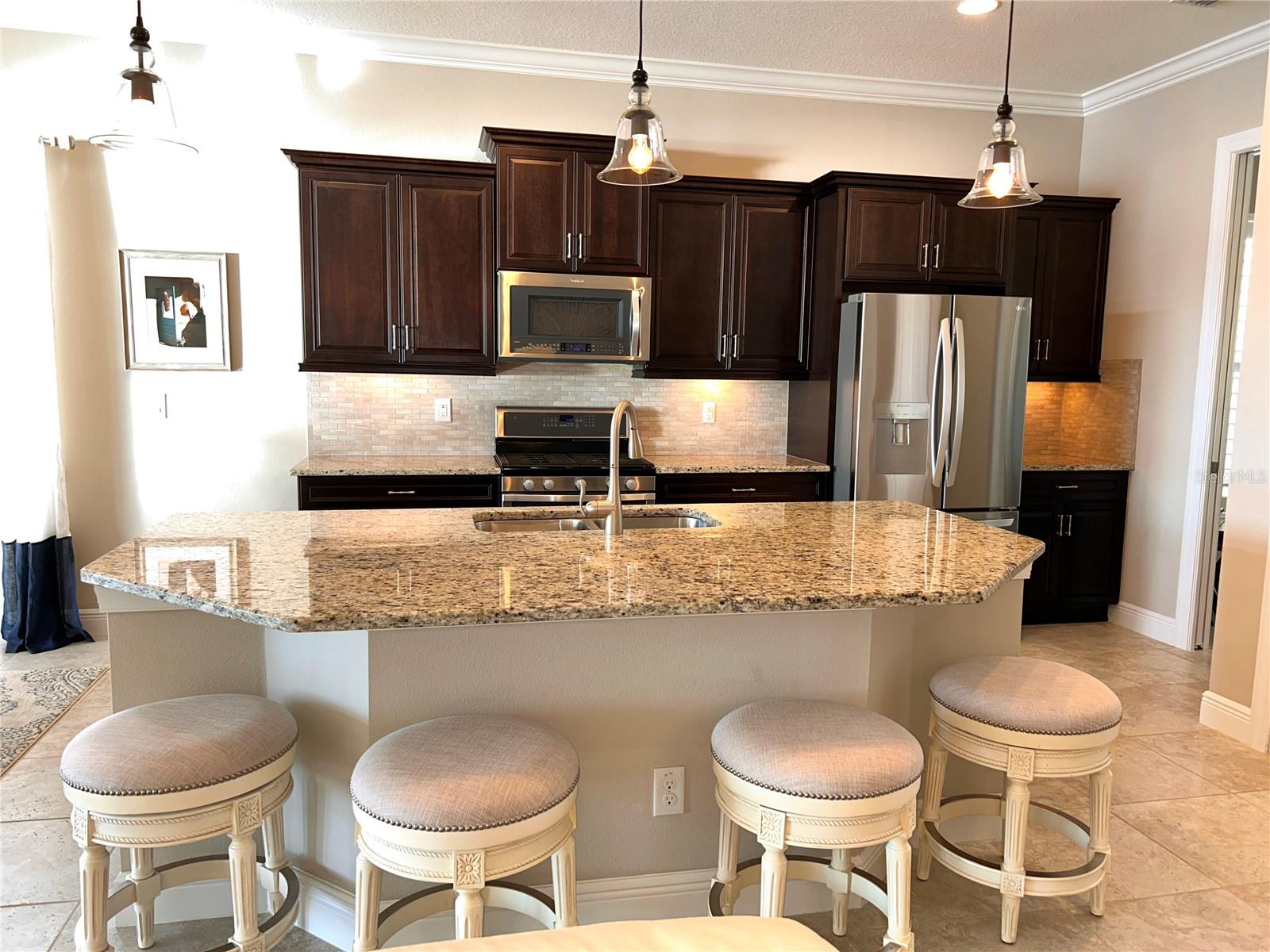 Image 14 of 67 For 1022 Overlook Court