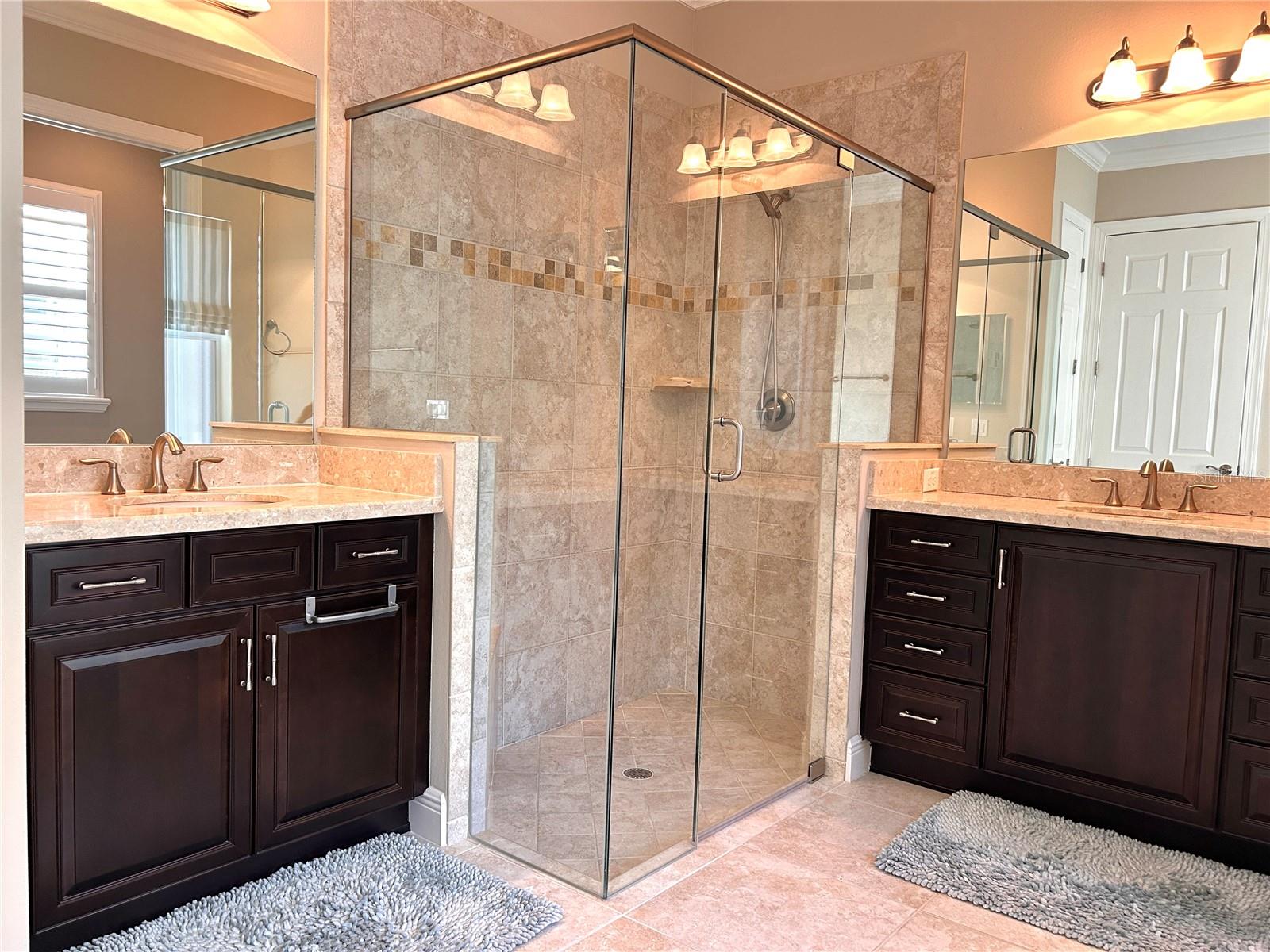 Image 24 of 67 For 1022 Overlook Court