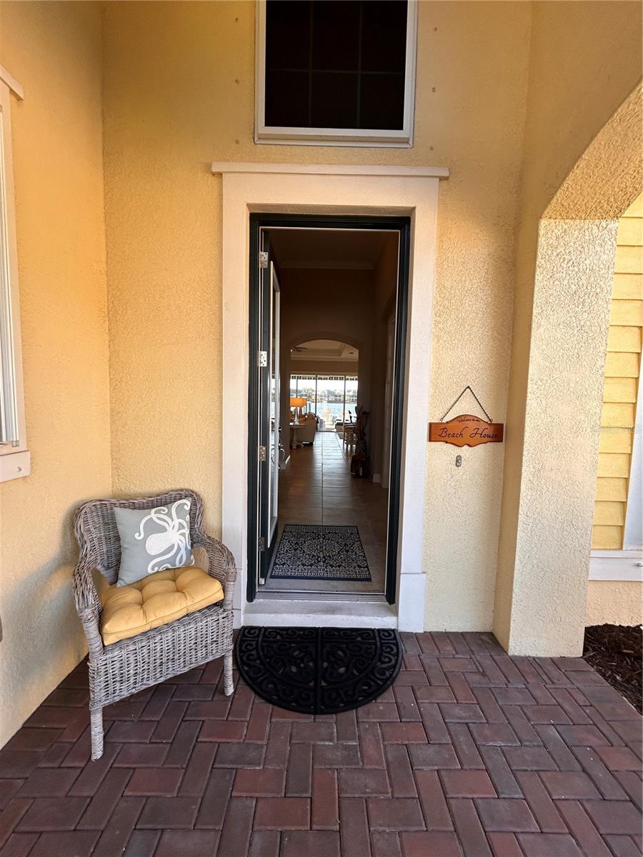 Image 4 of 67 For 1022 Overlook Court