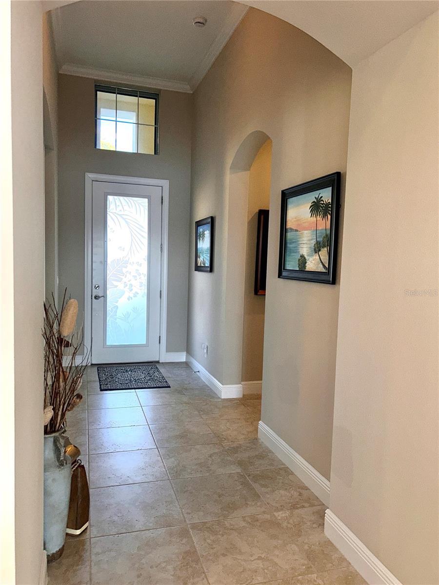 Image 7 of 67 For 1022 Overlook Court