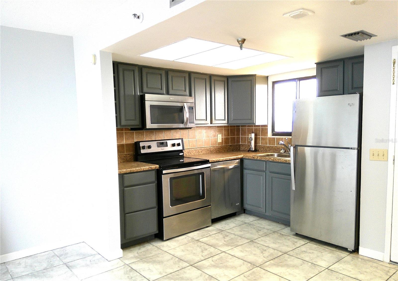 Image 5 of 27 For 6009 Sea Ranch Drive 705