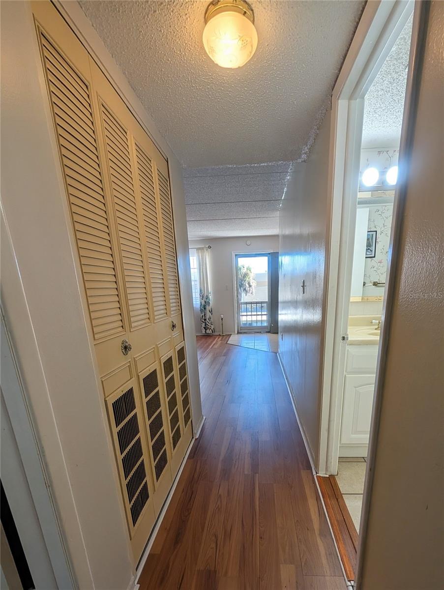 Image 14 of 30 For 11620 Park Boulevard 209