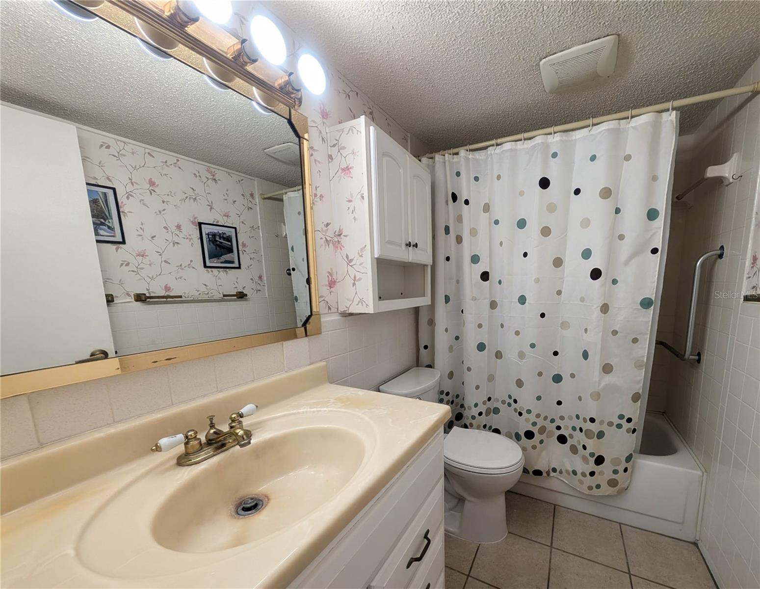 Image 22 of 30 For 11620 Park Boulevard 209