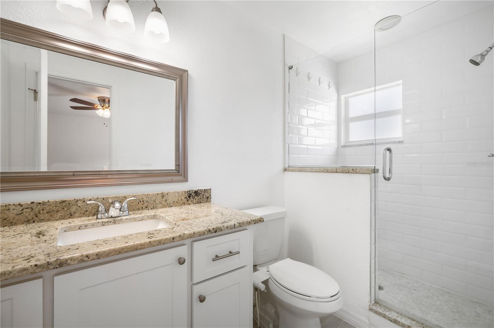 Image 10 of 19 For 3818 Iowa Avenue