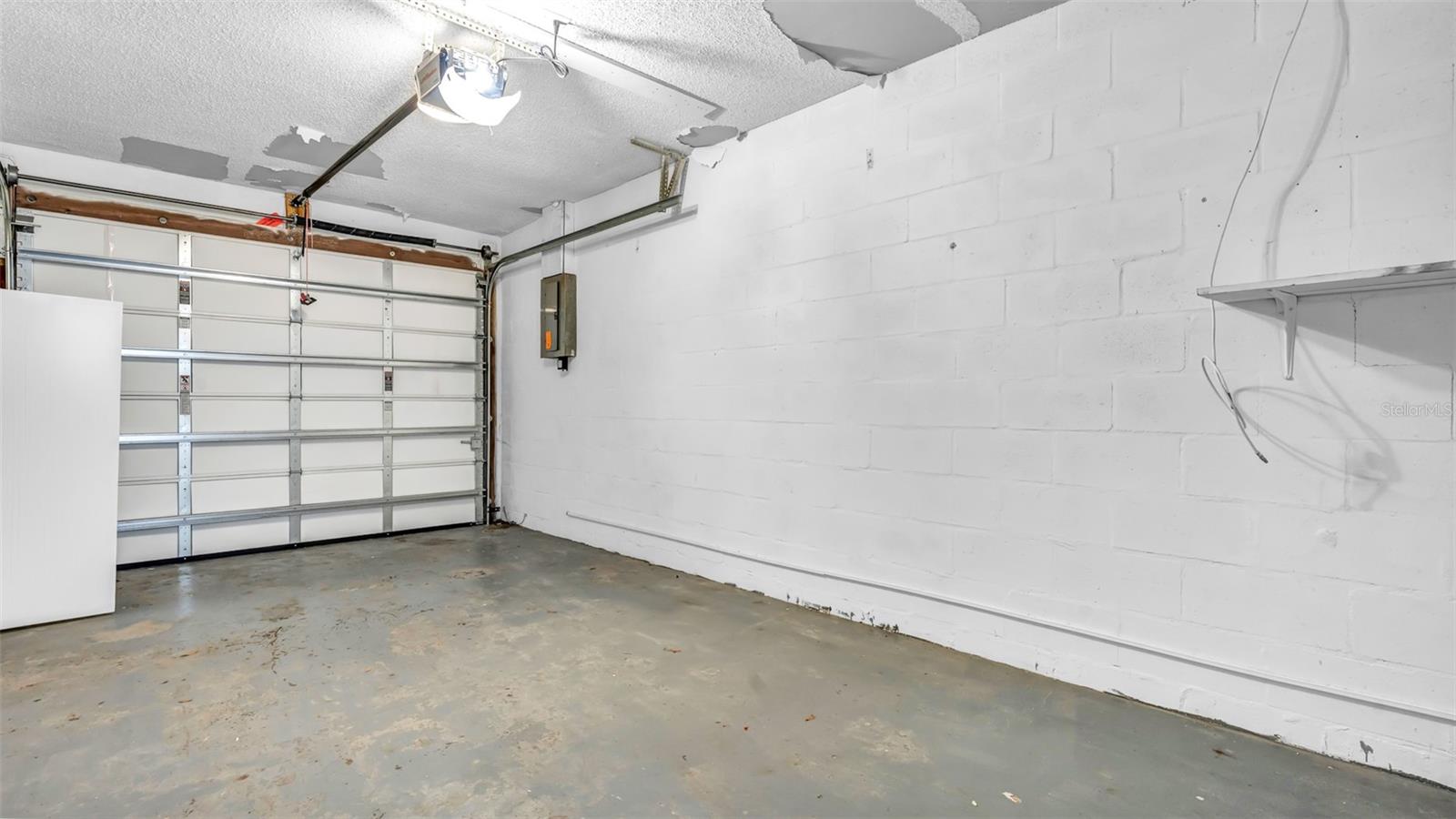 Image 16 of 19 For 3818 Iowa Avenue