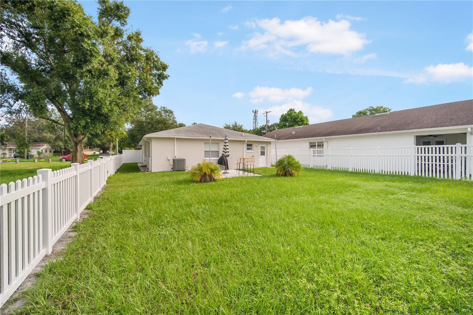 Image 18 of 19 For 3818 Iowa Avenue