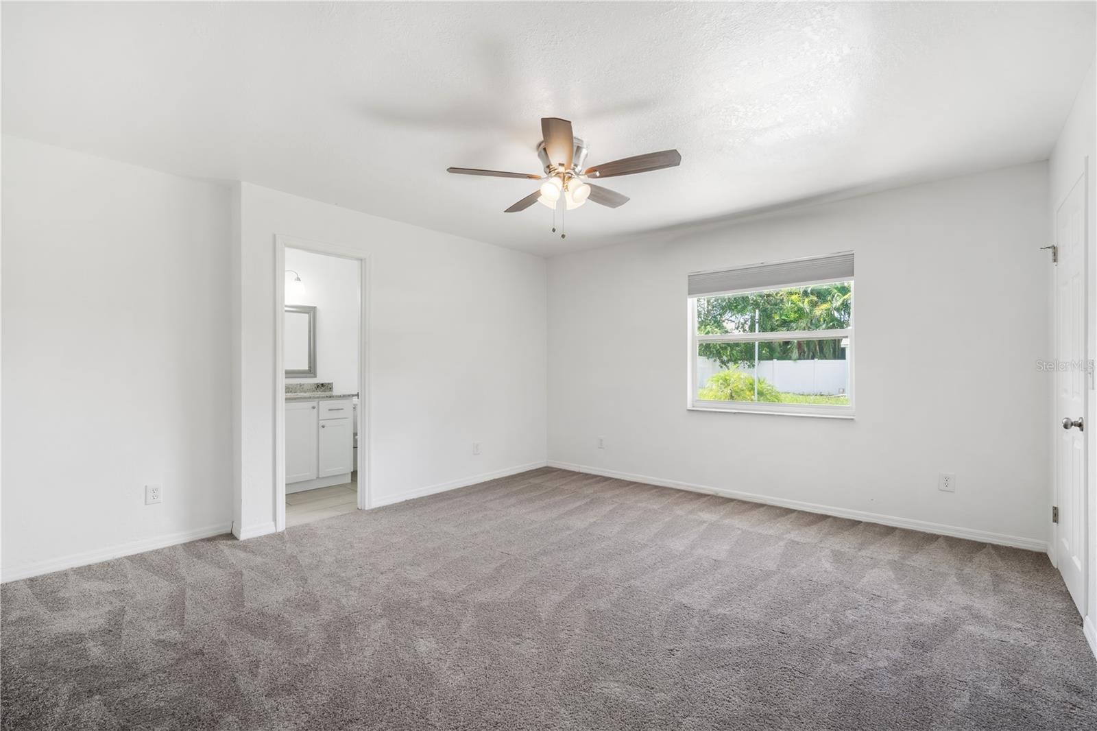 Image 8 of 19 For 3818 Iowa Avenue