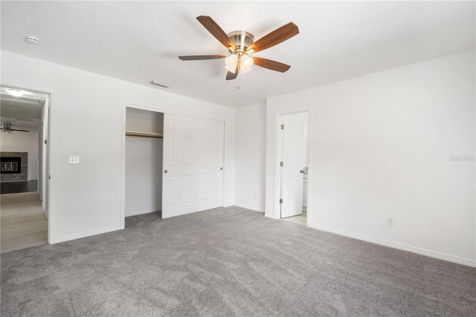 Image 9 of 19 For 3818 Iowa Avenue