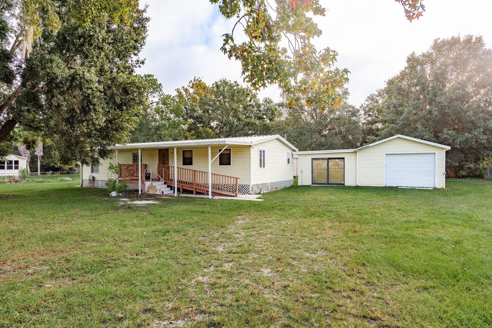 Listing photo id 1 for 6416 Candlewood Drive