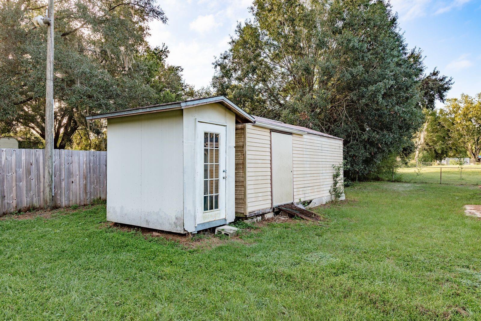 Listing photo id 29 for 6416 Candlewood Drive