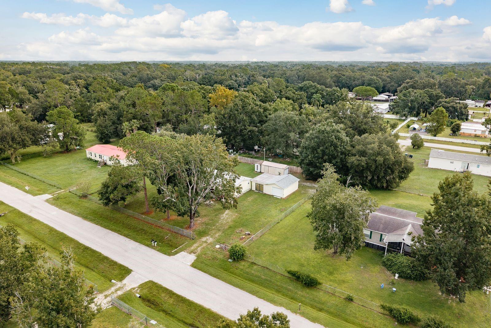 Listing photo id 33 for 6416 Candlewood Drive