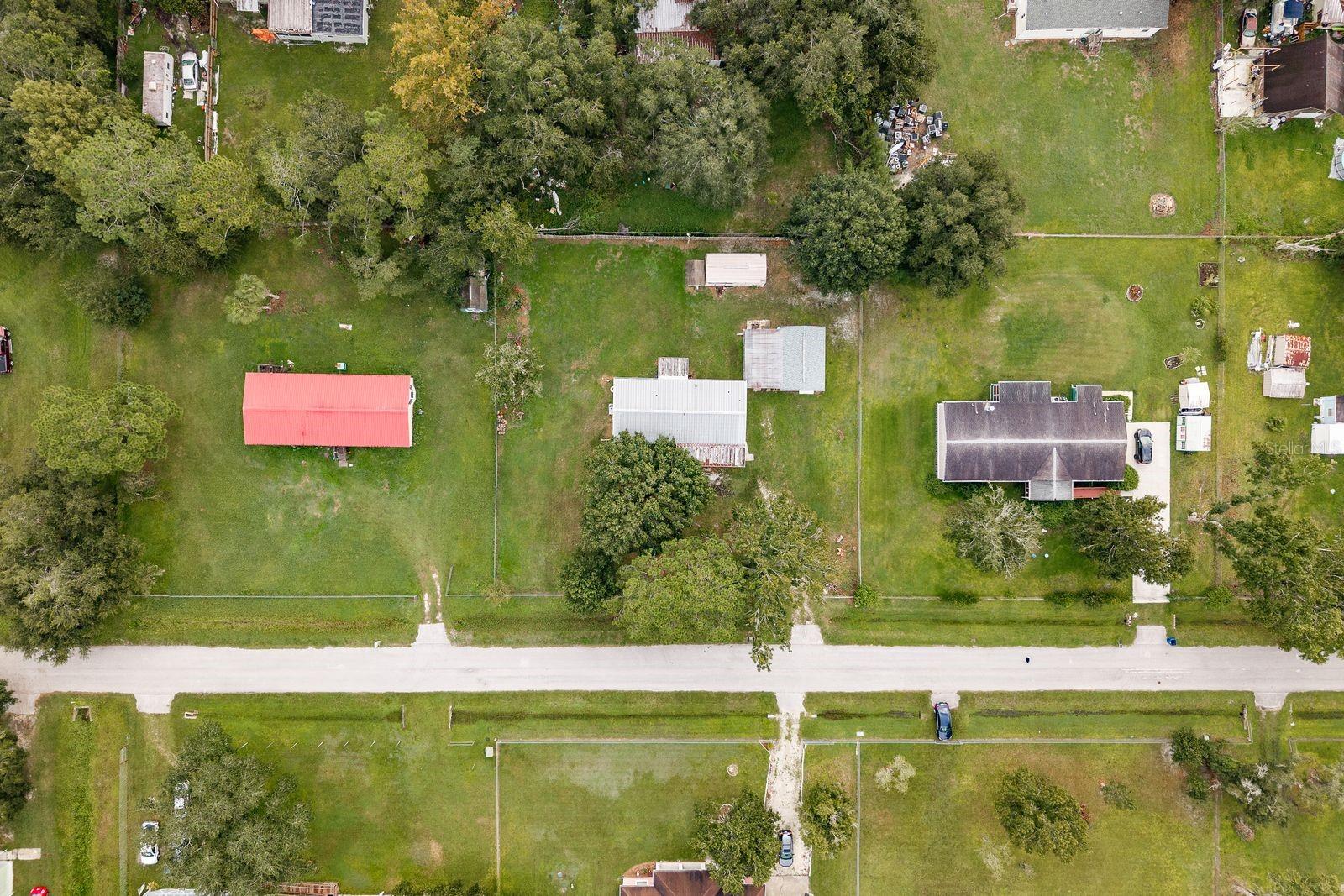 Listing photo id 36 for 6416 Candlewood Drive