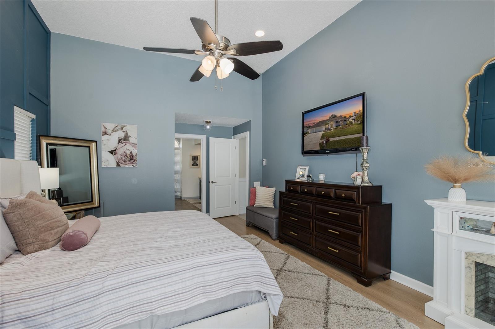 Image 10 of 58 For 17304 Carriage Way