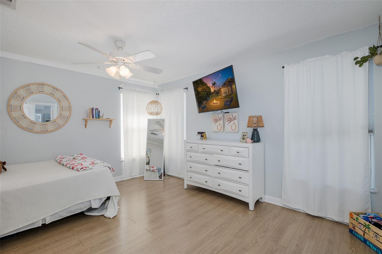 Image 32 of 58 For 17304 Carriage Way