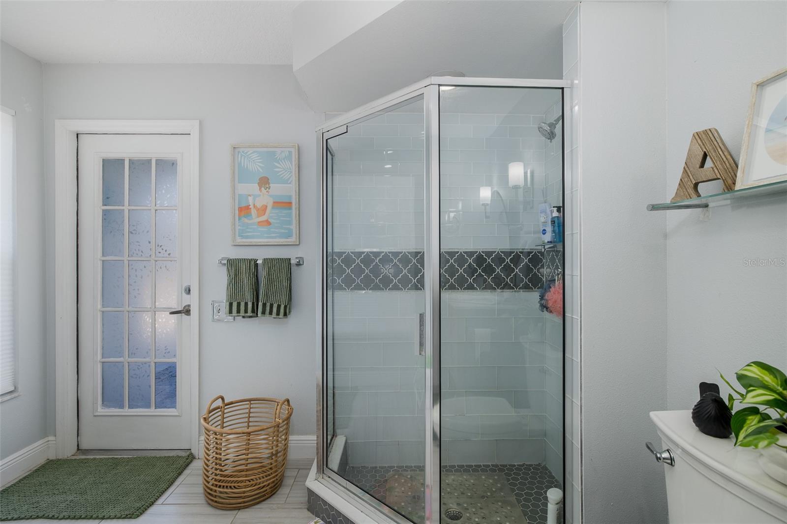 Image 35 of 58 For 17304 Carriage Way