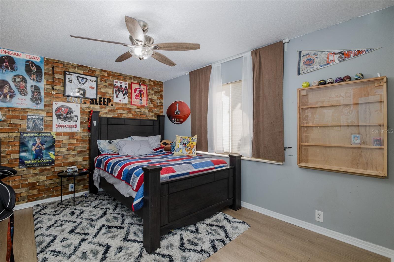 Image 37 of 58 For 17304 Carriage Way