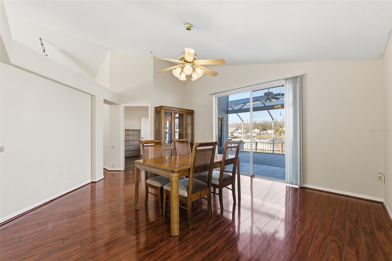 Image 20 of 46 For 4112 Savage Station Circle