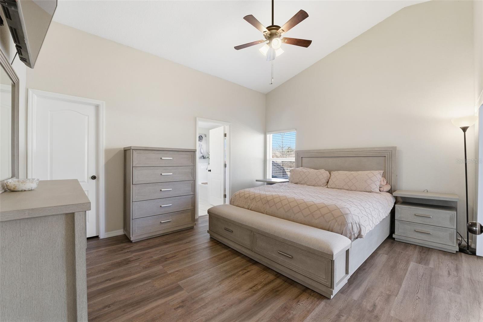 Image 22 of 46 For 4112 Savage Station Circle