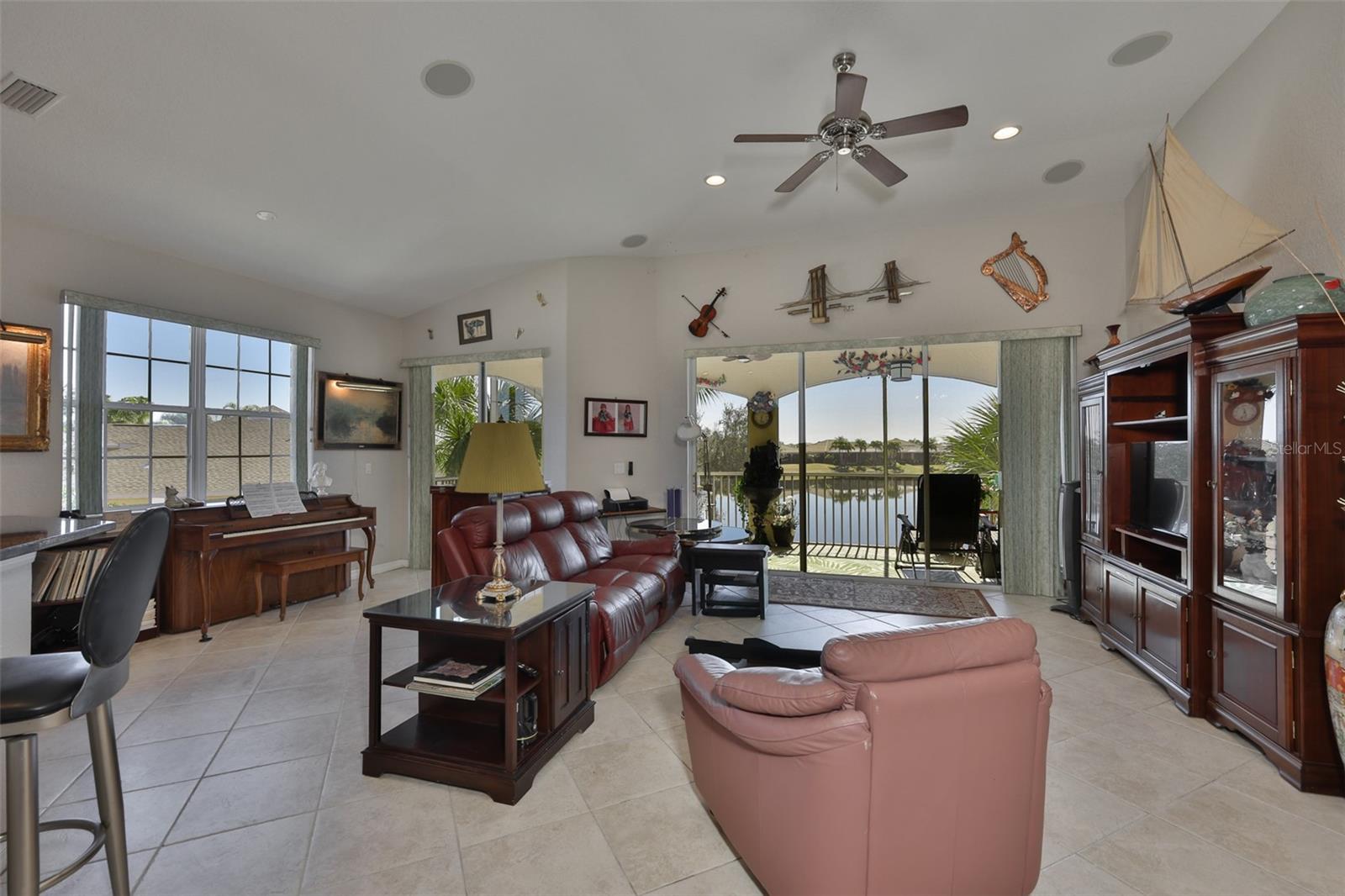 Image 12 of 49 For 2207 Pebble Beach Boulevard